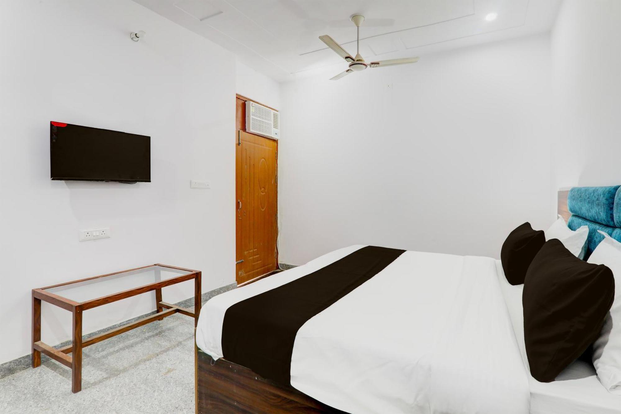 Hotel O White House Hasanganj 外观 照片