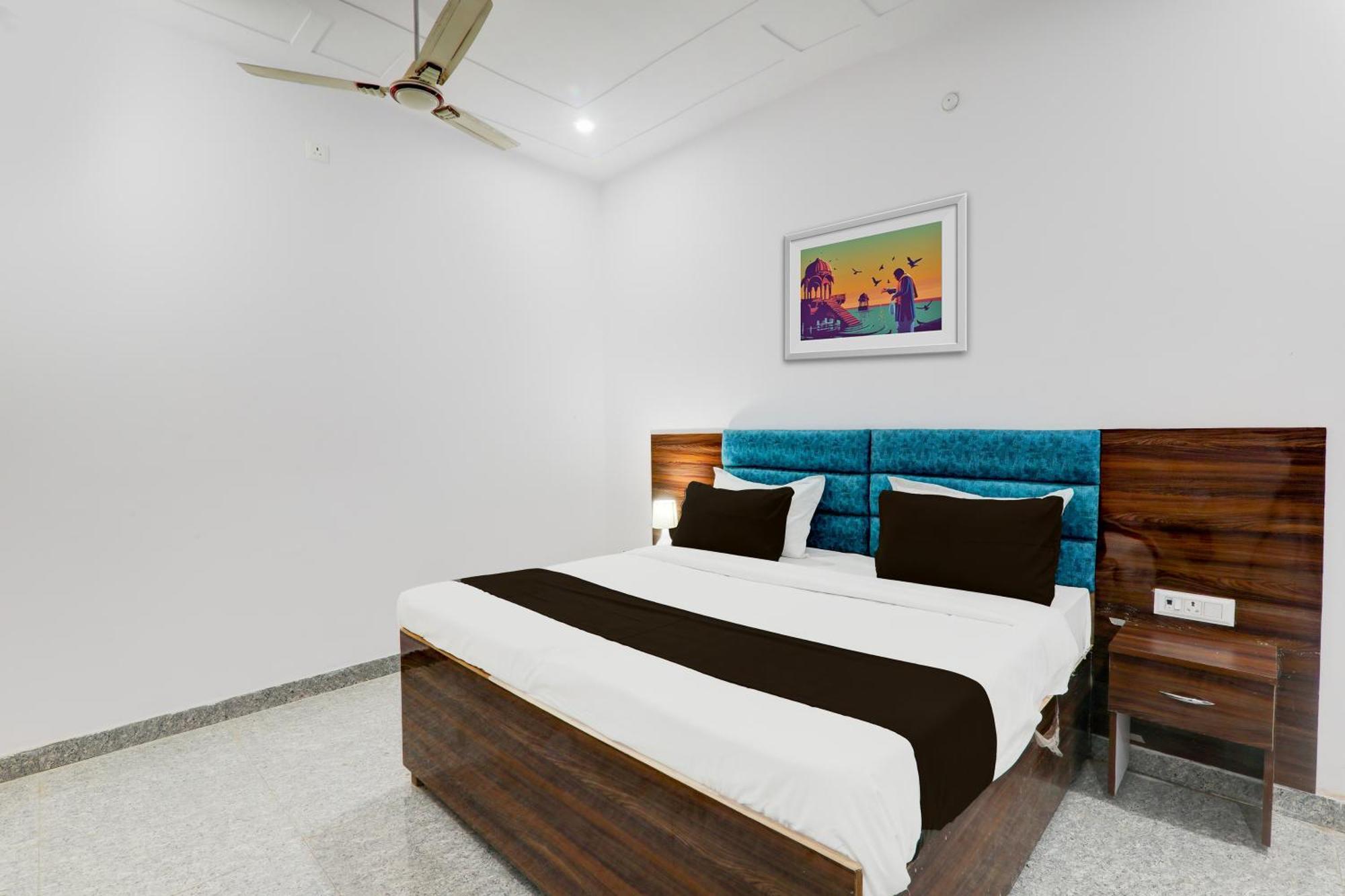 Hotel O White House Hasanganj 外观 照片