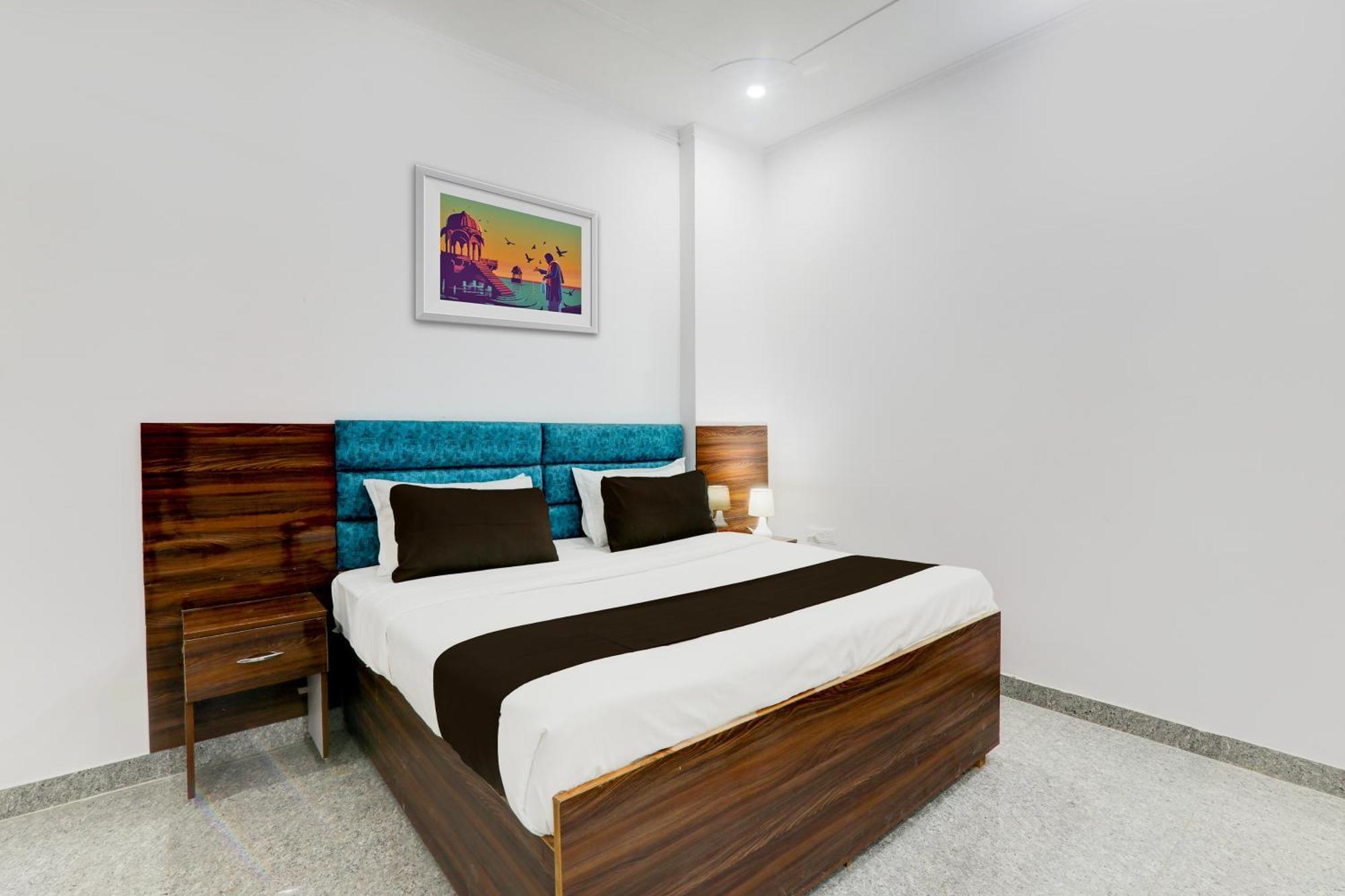 Hotel O White House Hasanganj 外观 照片