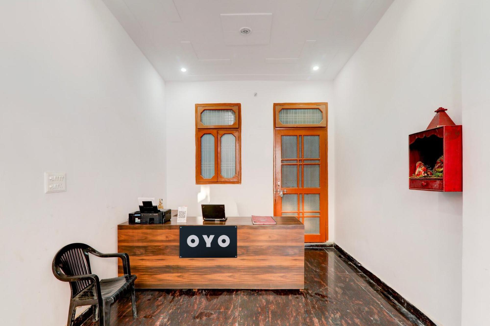Hotel O White House Hasanganj 外观 照片