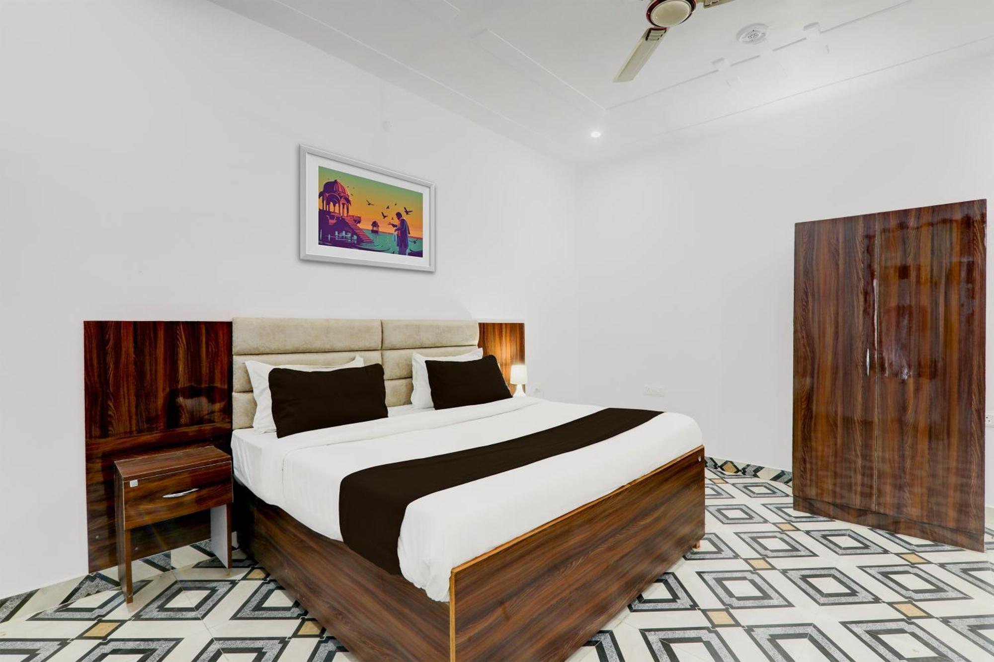 Hotel O White House Hasanganj 外观 照片